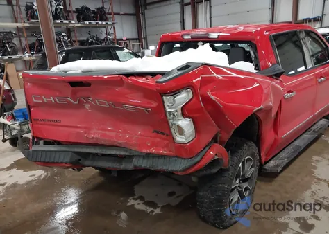 2023 Chevrolet Silverado 1500 4Wd Short Bed Rst z USA, uszkodzony, nr VIN 1GCUDEE84PZ131987